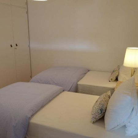 Central 2 Bedroom Apt W/Garden And Pantheon Views Lisboa Eksteriør billede