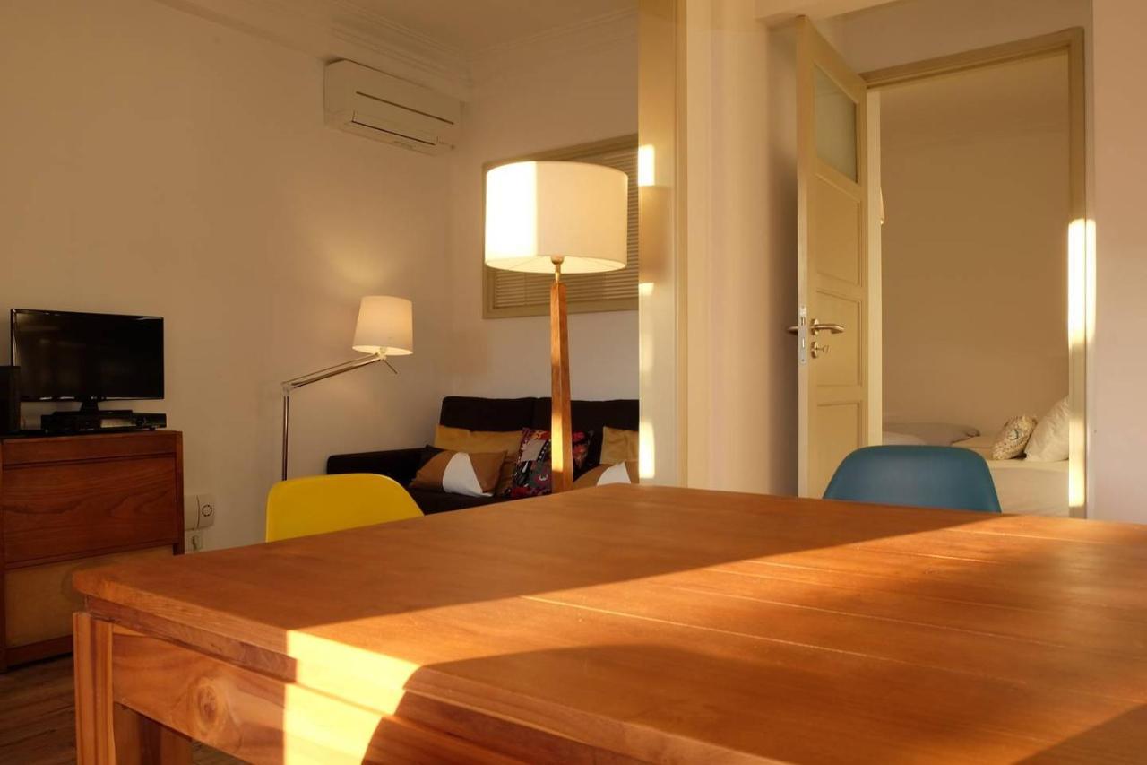 Central 2 Bedroom Apt W/Garden And Pantheon Views Lisboa Eksteriør billede